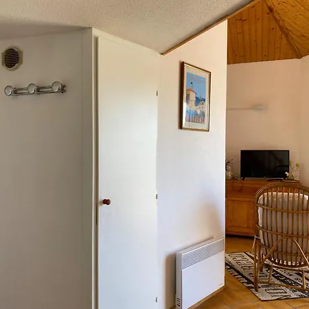 Maison 4 Pers Avec Piscine à 800m De La - Fr-1-336-134 Hébergement de vacances *