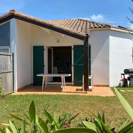 Maison 4 Pers Avec Piscine à 800m De La - Fr-1-336-134 *