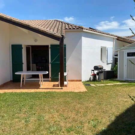 Hébergement de vacances Maison 4 Pers Avec Piscine à 800m De La - Fr-1-336-134 Saint-Vincent-sur-Jard